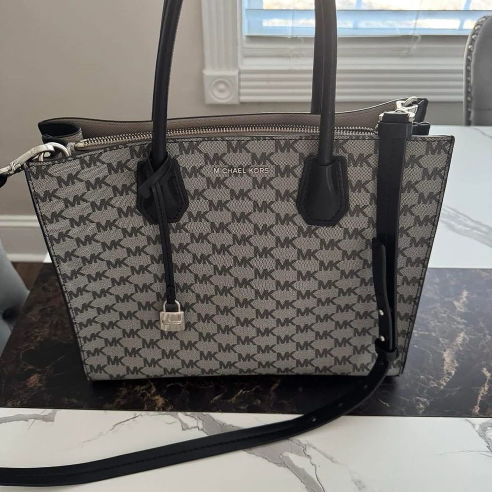 Michael Kors Black and Gray Tote Bag